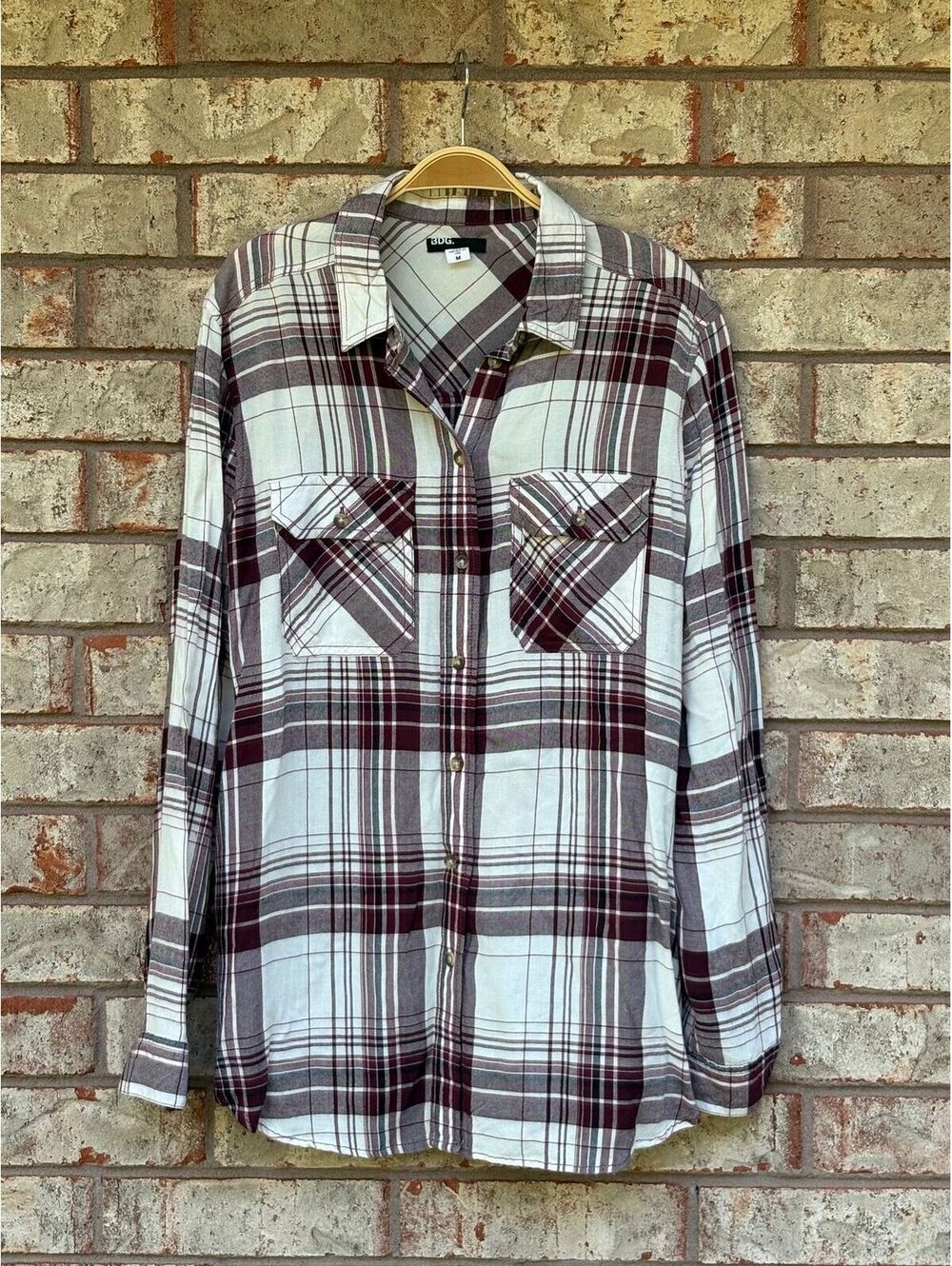 BDG Urban Outfitters Red & White Plaid Button Up Shirt Size M
